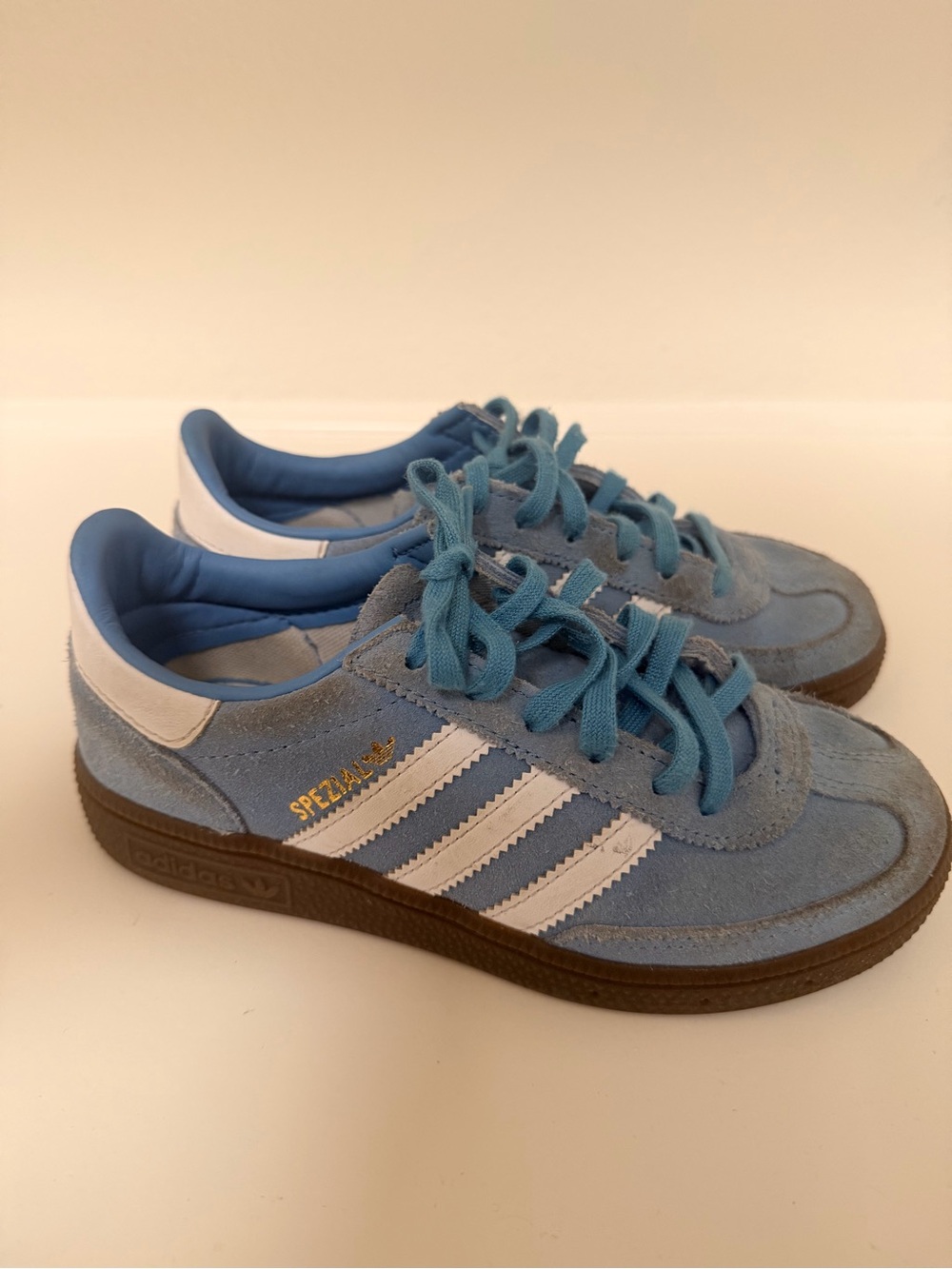 Adidas Spezials Size: 13.5 Light Blue Kids Suede Lace-Up Sneakers - Picture 4 of 7